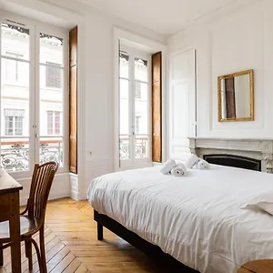 Apartment Dify Castries Quartier Ainay, Lyon